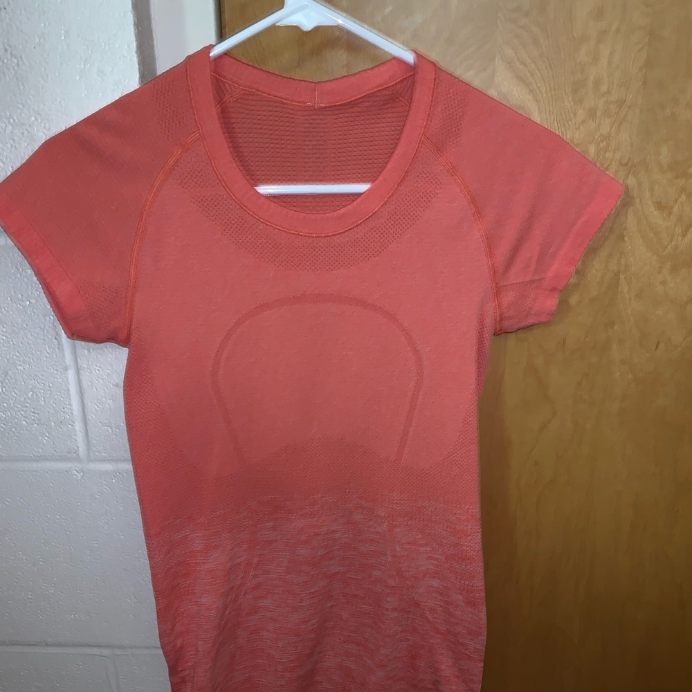 Lulu Lemon Shortsleeved Shirt